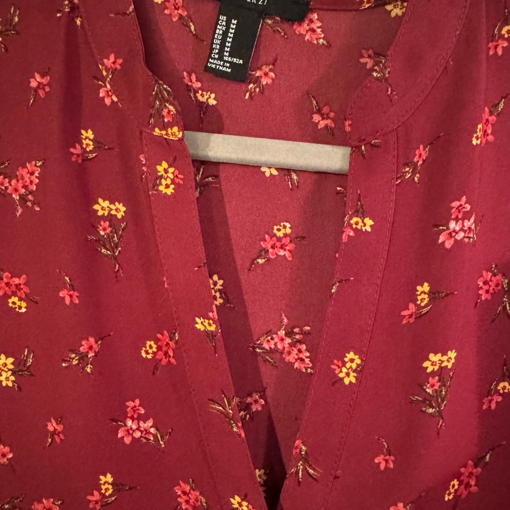 Forever 21 Y2K Maroon Floral Top Size Medium - Picture 2 of 4